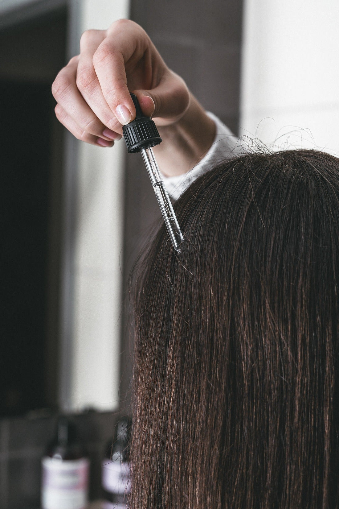The Science Behind Multi-Peptide Hair Growth Serums: Rosemary, Biotin, Capilla Longa, Anagain, and Saw Palmetto